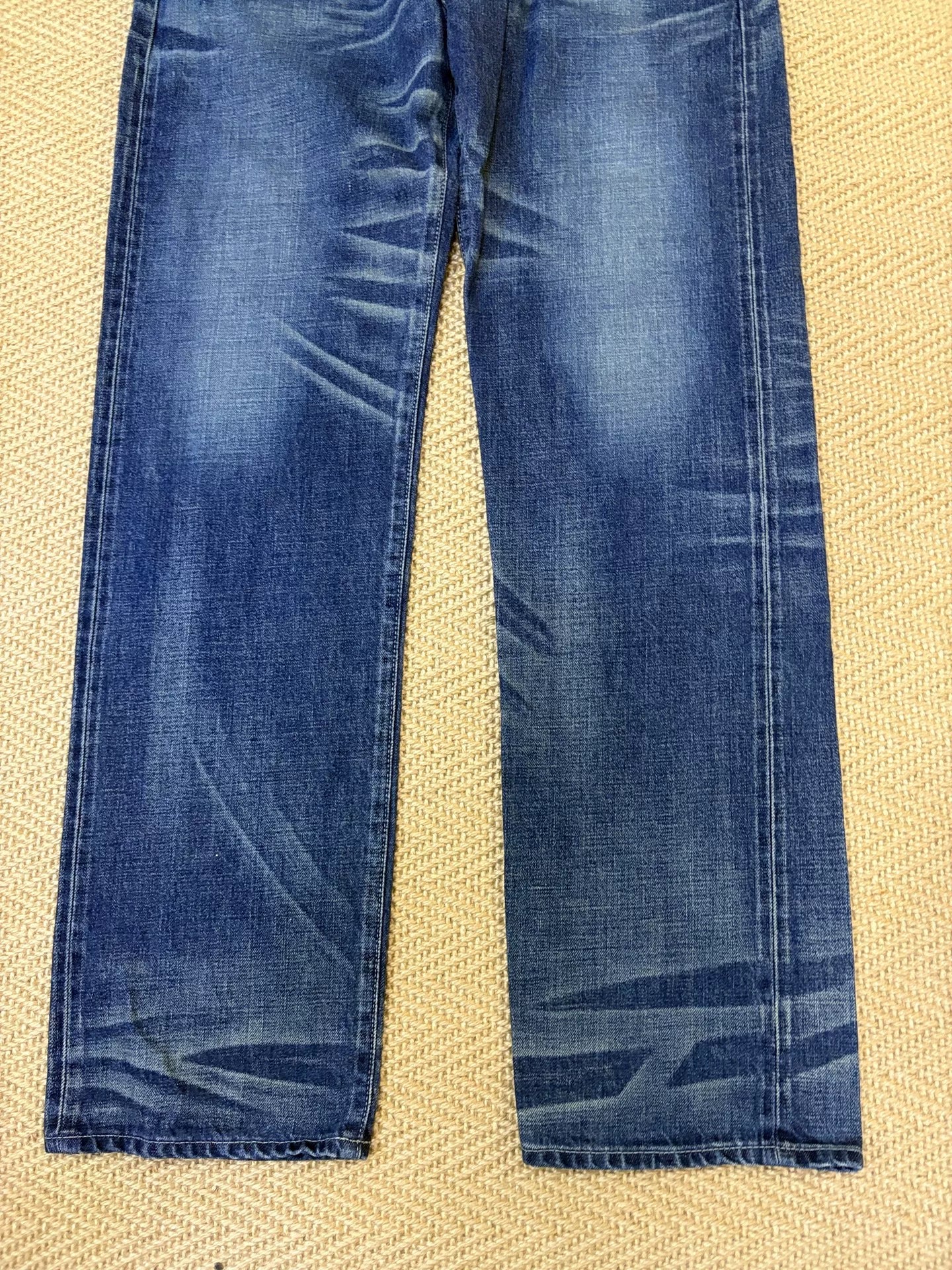 Neighborhood 08EX Distressed Wash Jeans