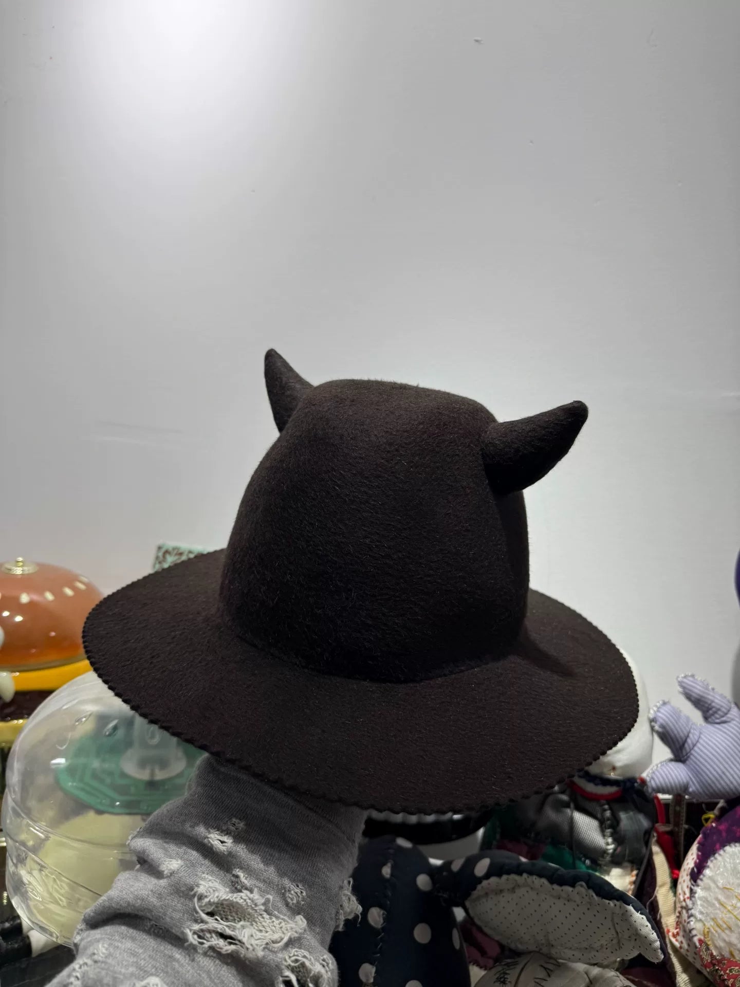 UNDERCOVER Horned Top Hat