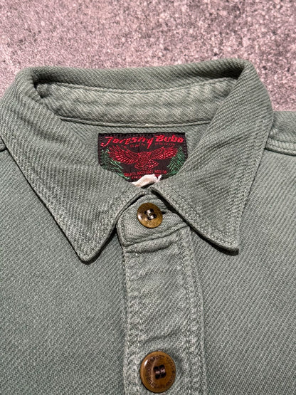 Green Flannel Shirt for Autumn Wear