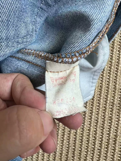 Vintage Levis 501 90s