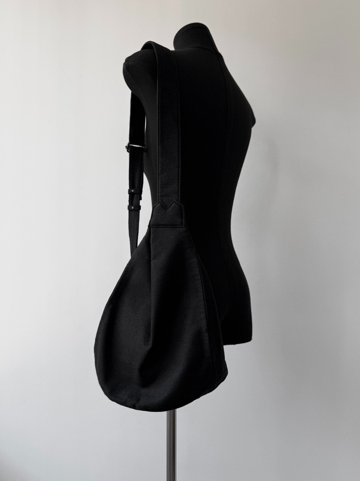 Yohji Yamamoto Discord Linen Drop Bag