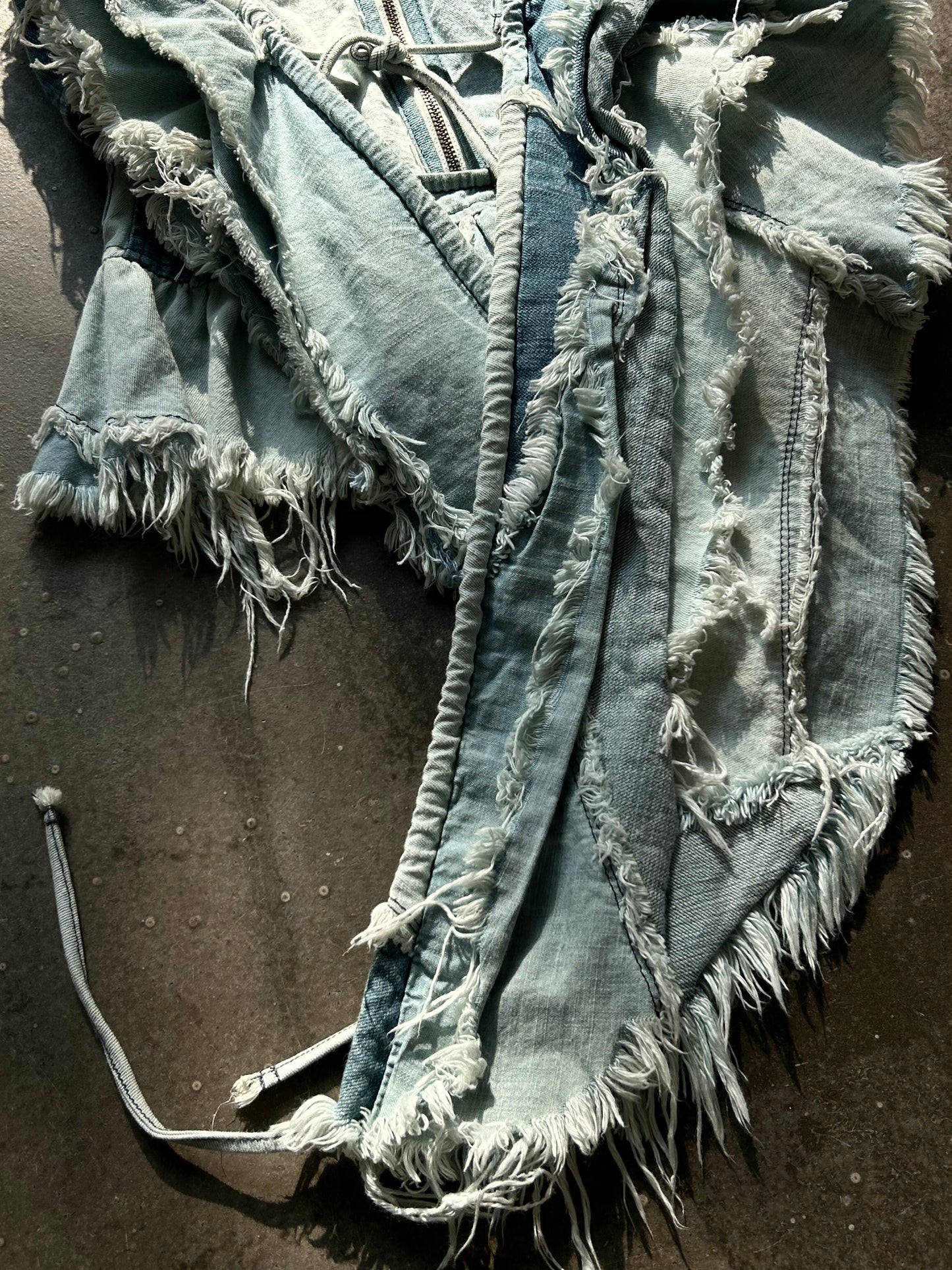 Nozomi Ishiguro Distressed Denim Vest