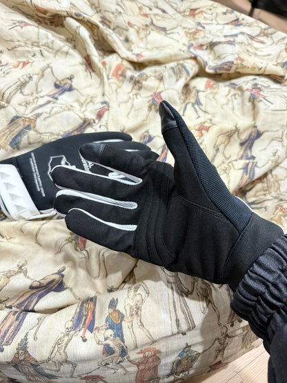 UNDERCOVER HAL Laboratories Rivet Moto Gloves