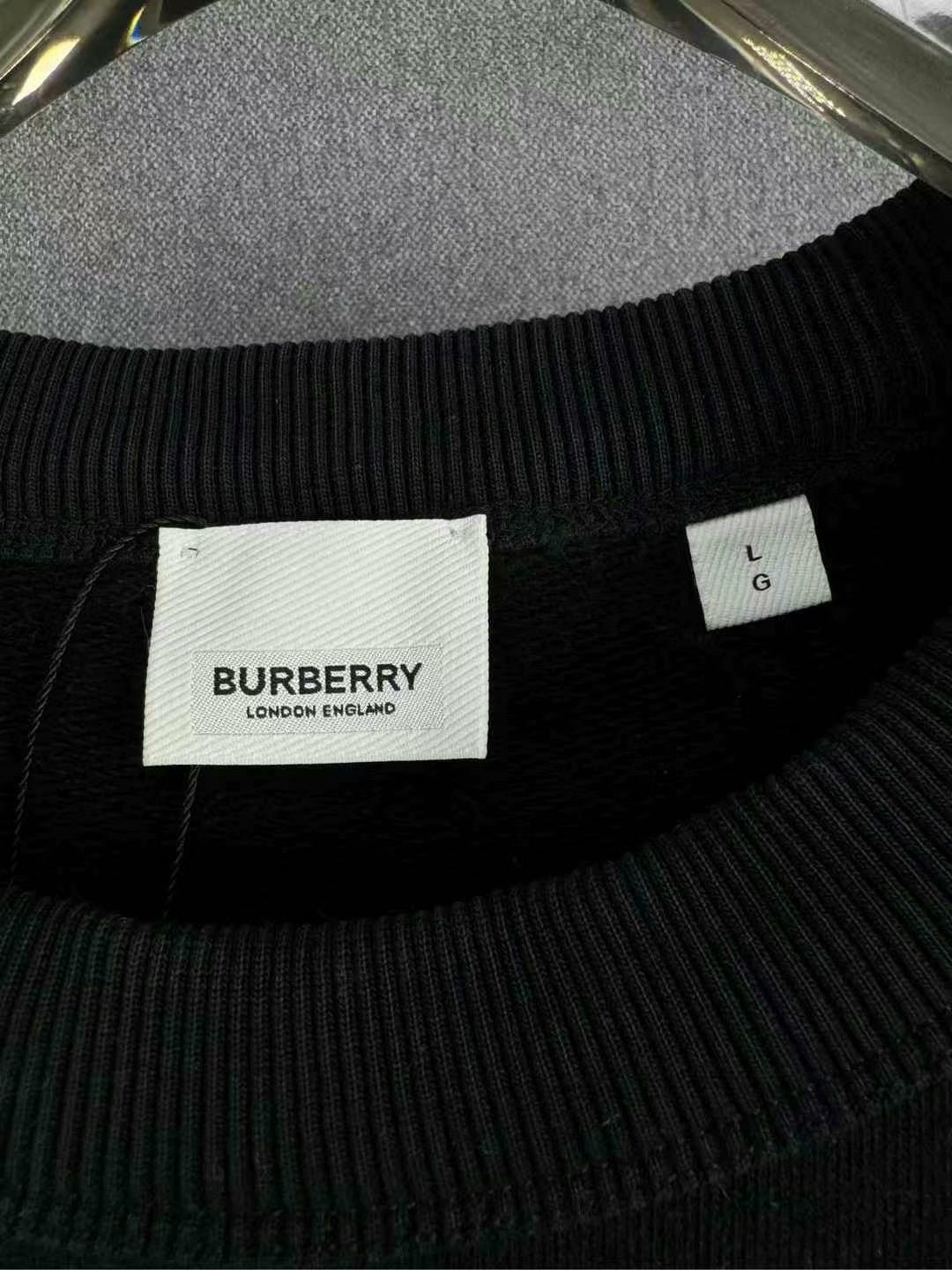 burberry logo knit sweatshirt in black