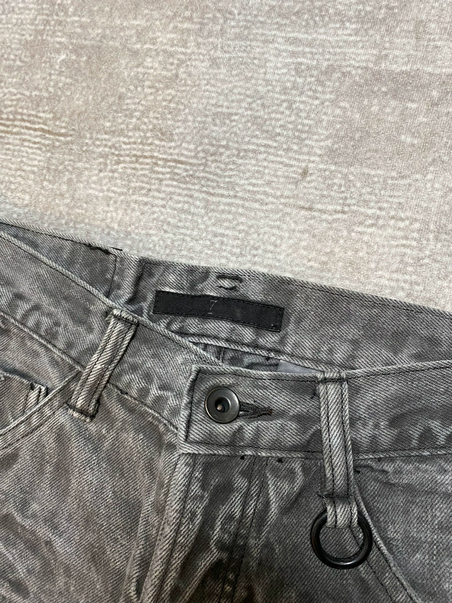 spiraled gray flared pants by julius 7