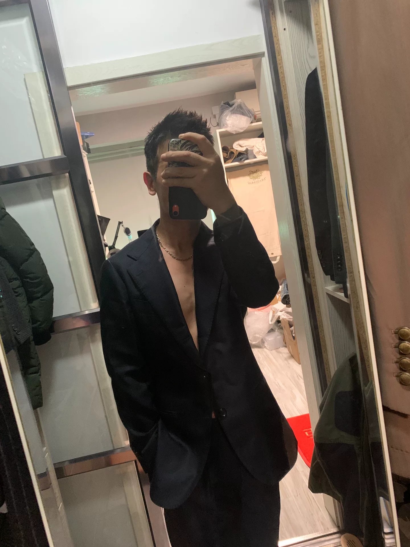 navy blue tailored suit jacket for men