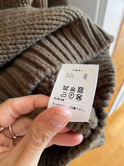 vintage descendent knitted sweater in olive green