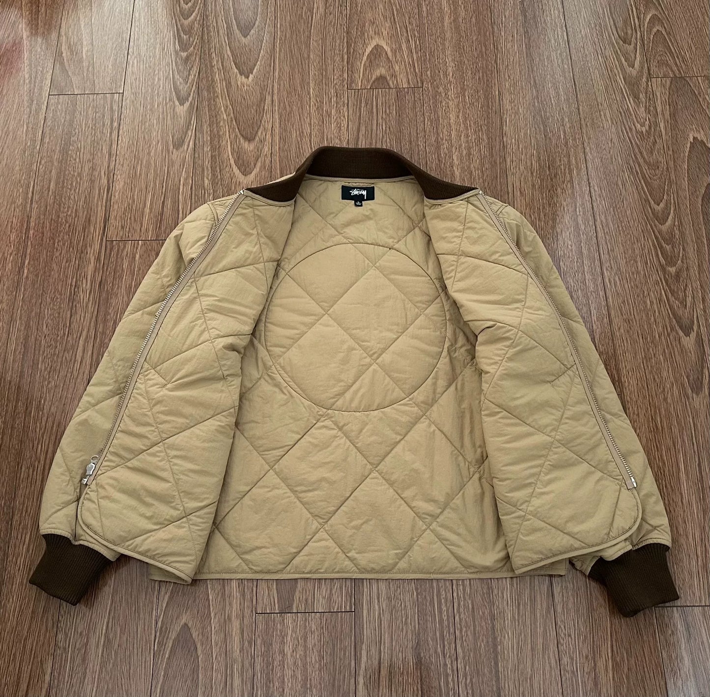 stussy 23fw 8-ball quilted liner jacket