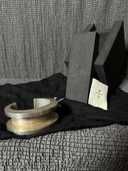 acid silver deep groove bracelet