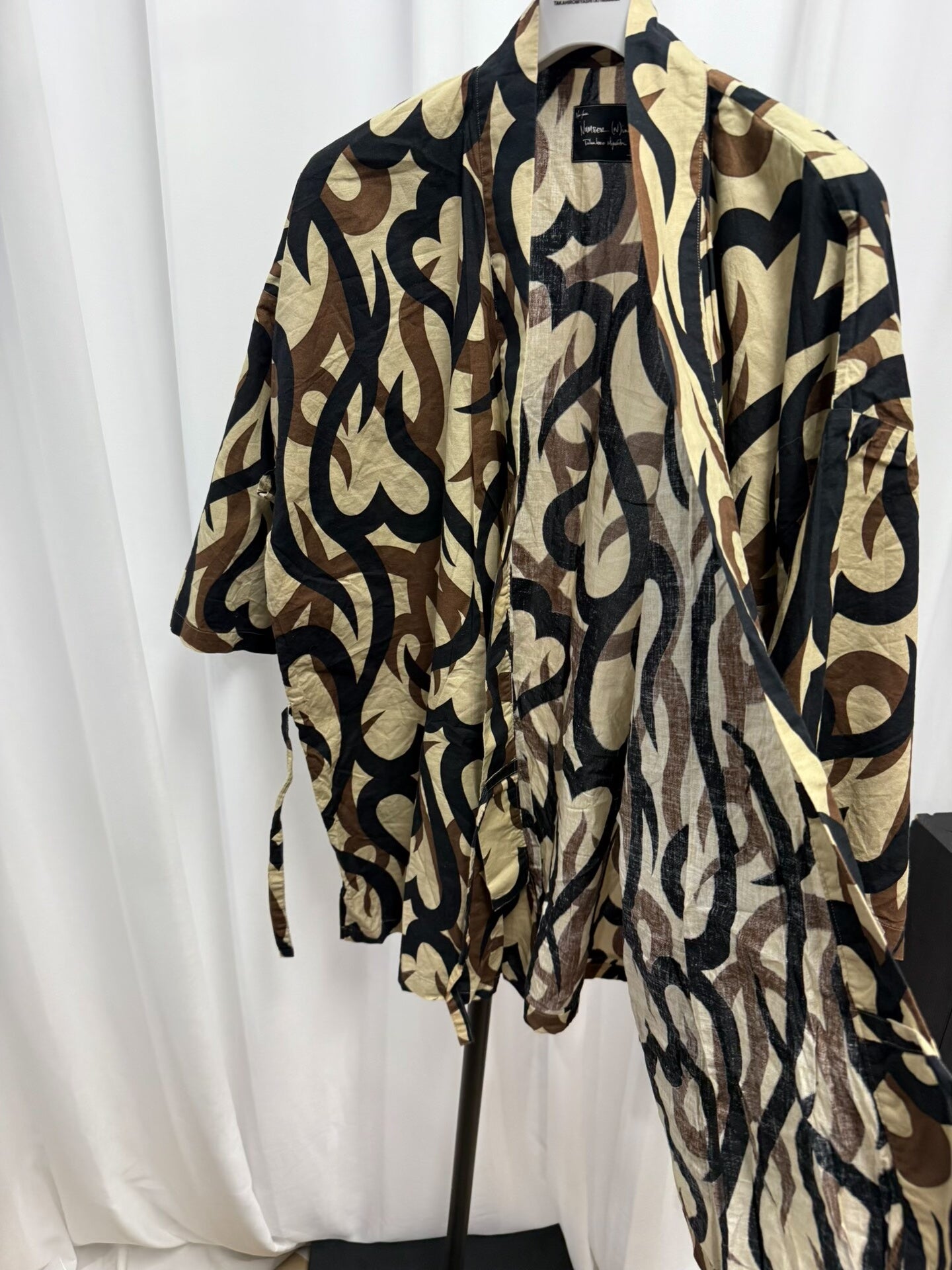 Number Nine Thorn Pattern Cardigan