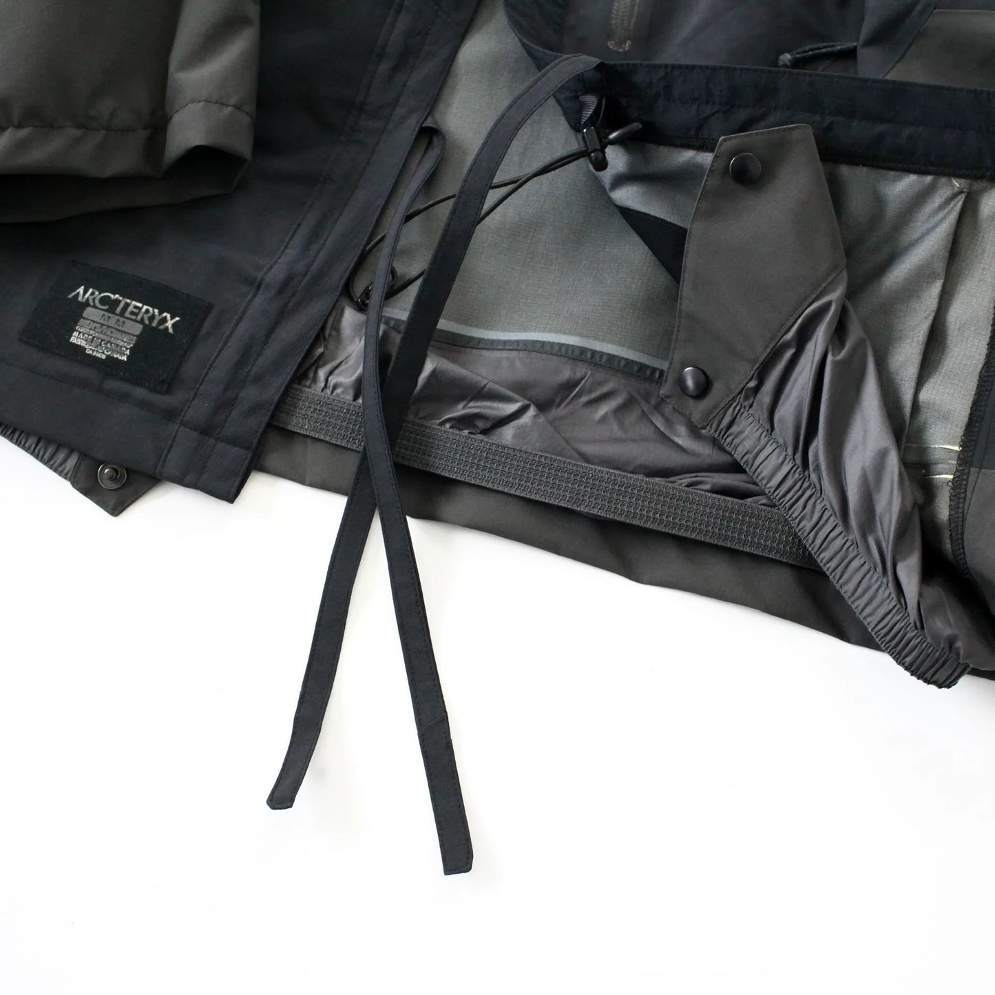 Arc’teryx Artist Series Jacket in Black