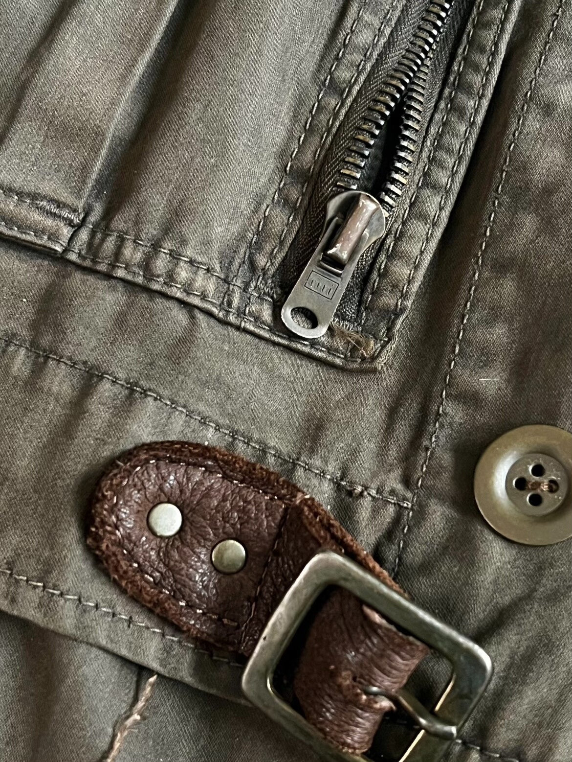 multifunctional hunting jacket by kiminori morishita