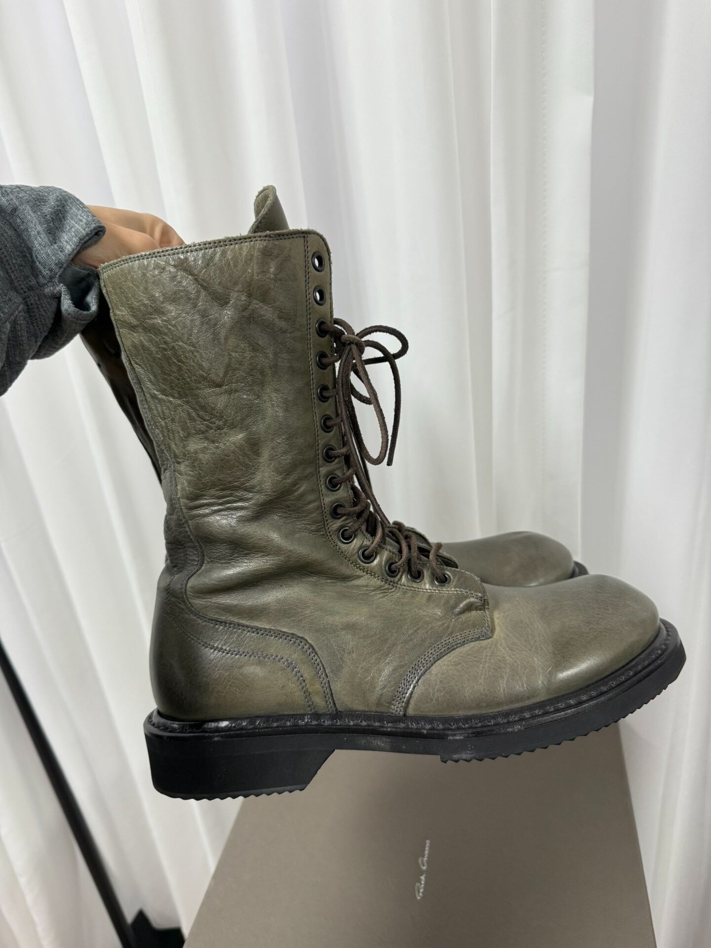 rick owens stylish combat boots, size 41