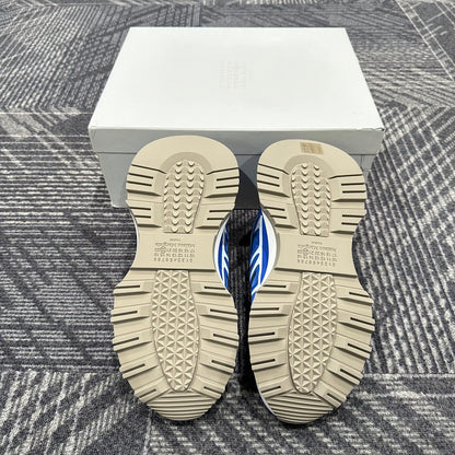 Maison Margiela Low Top Sneakers Size 40