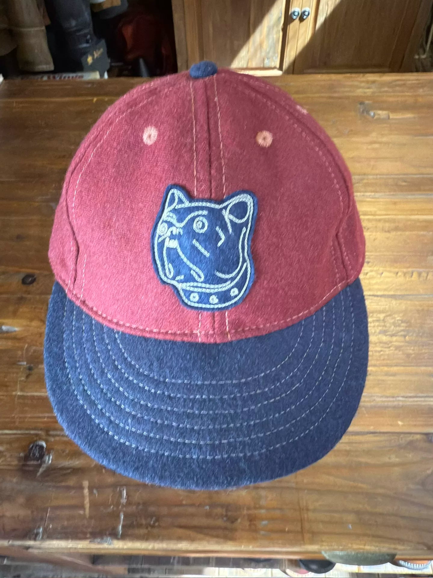 Atlast&Co Dog Embroidery Baseball Cap