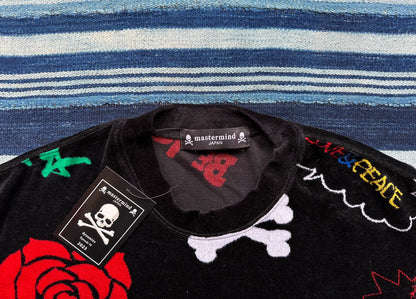 mastermind japan velvet skull graphic tee