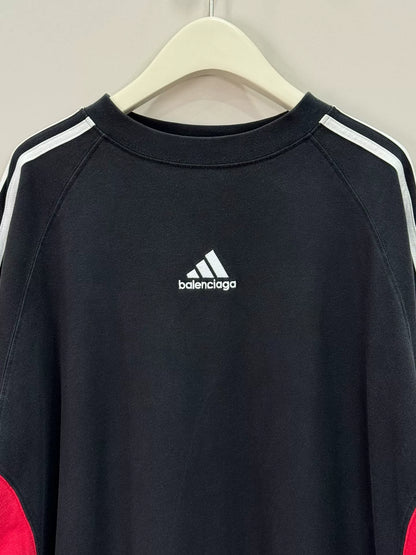 balenciaga adidas black and red short sleeve tee