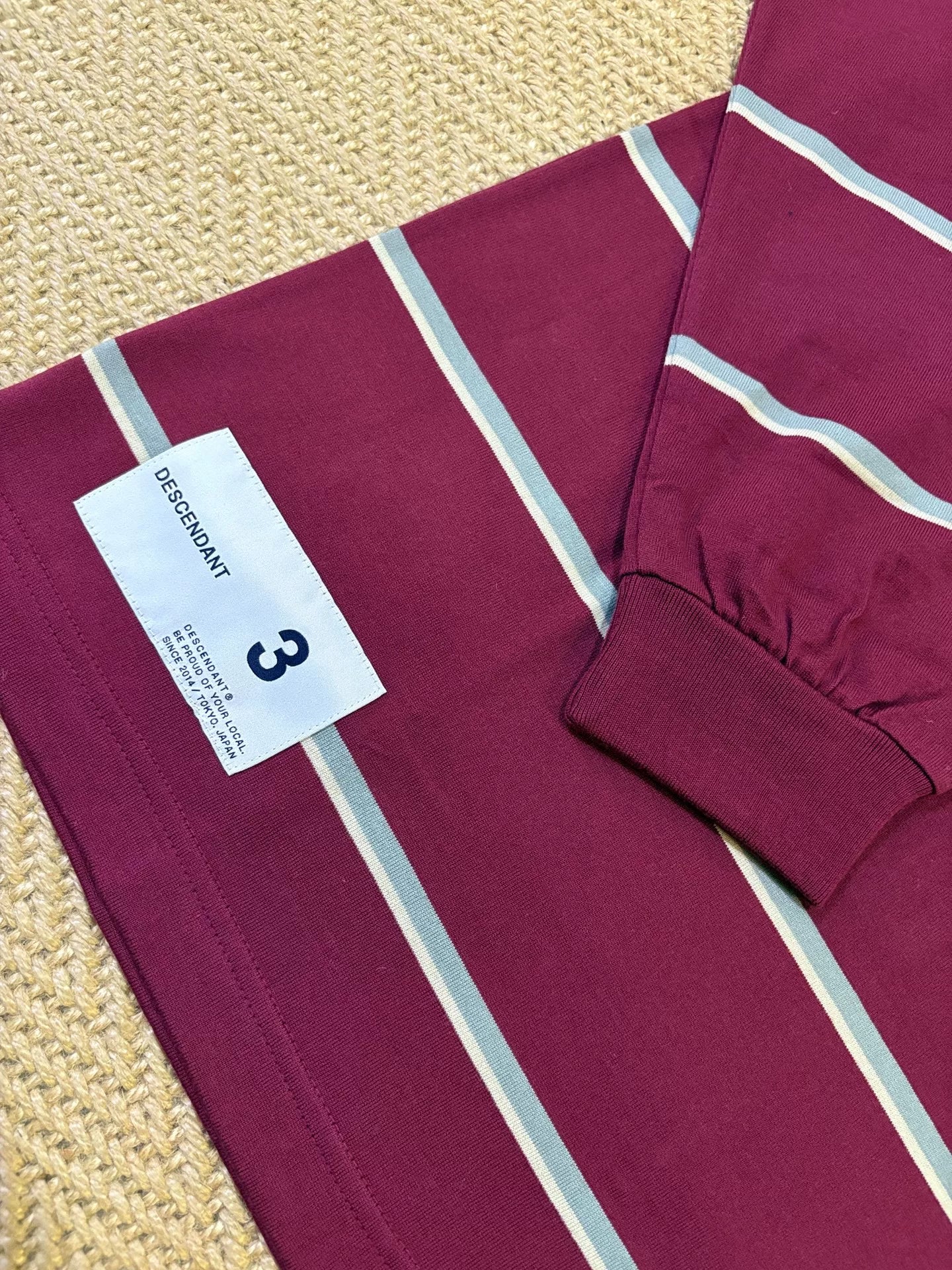 descendant border crew neck long sleeve shirt