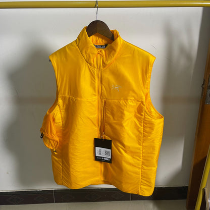 Arcteryx Men's Solid High Neck Zip Vest
