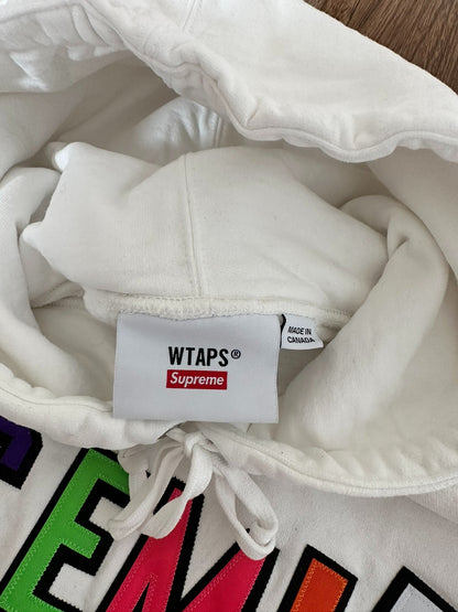 supreme x wtaps hooded sweatshirt in white