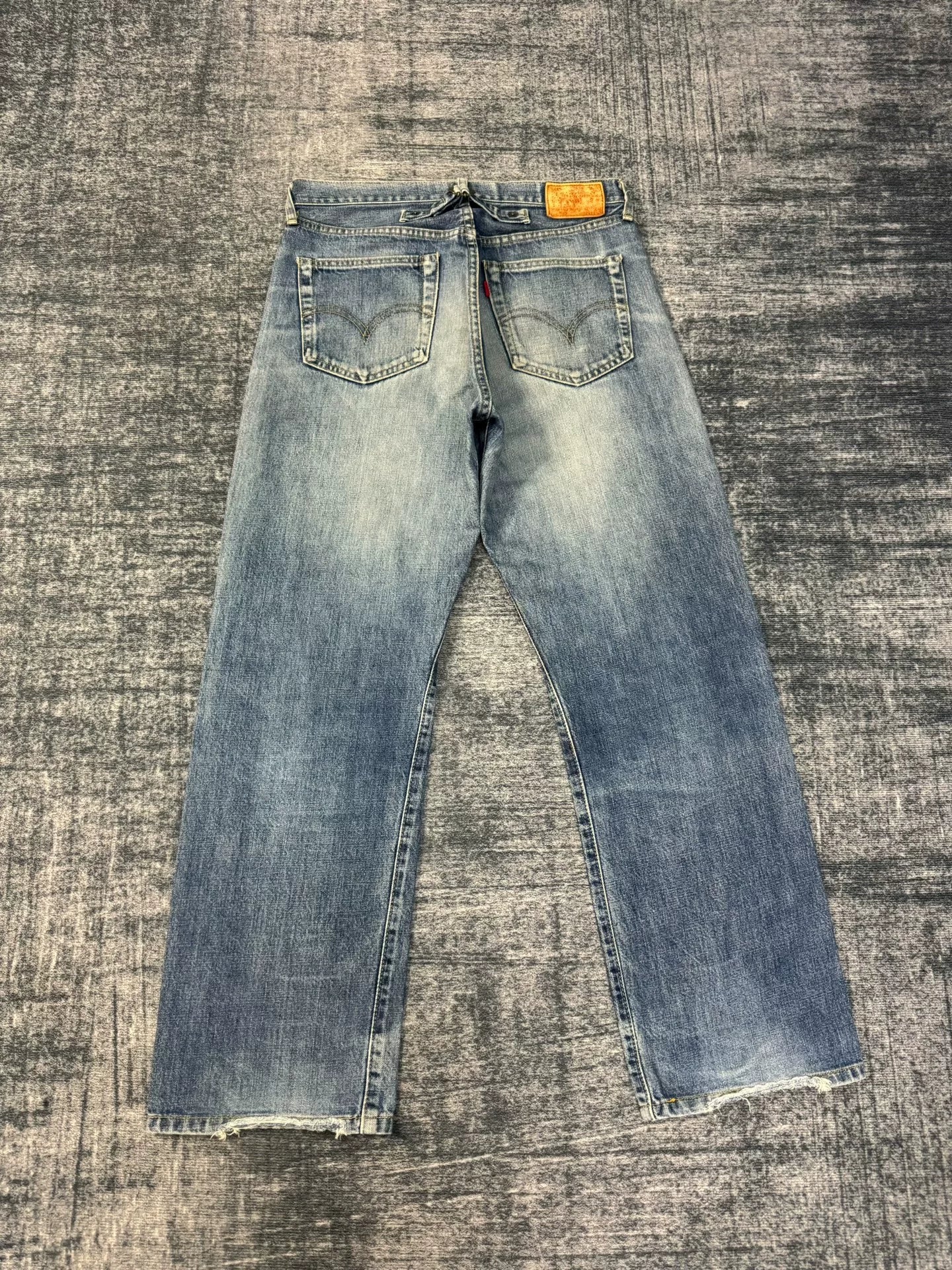 Vintage Levis 702XX LVC 00s Jeans