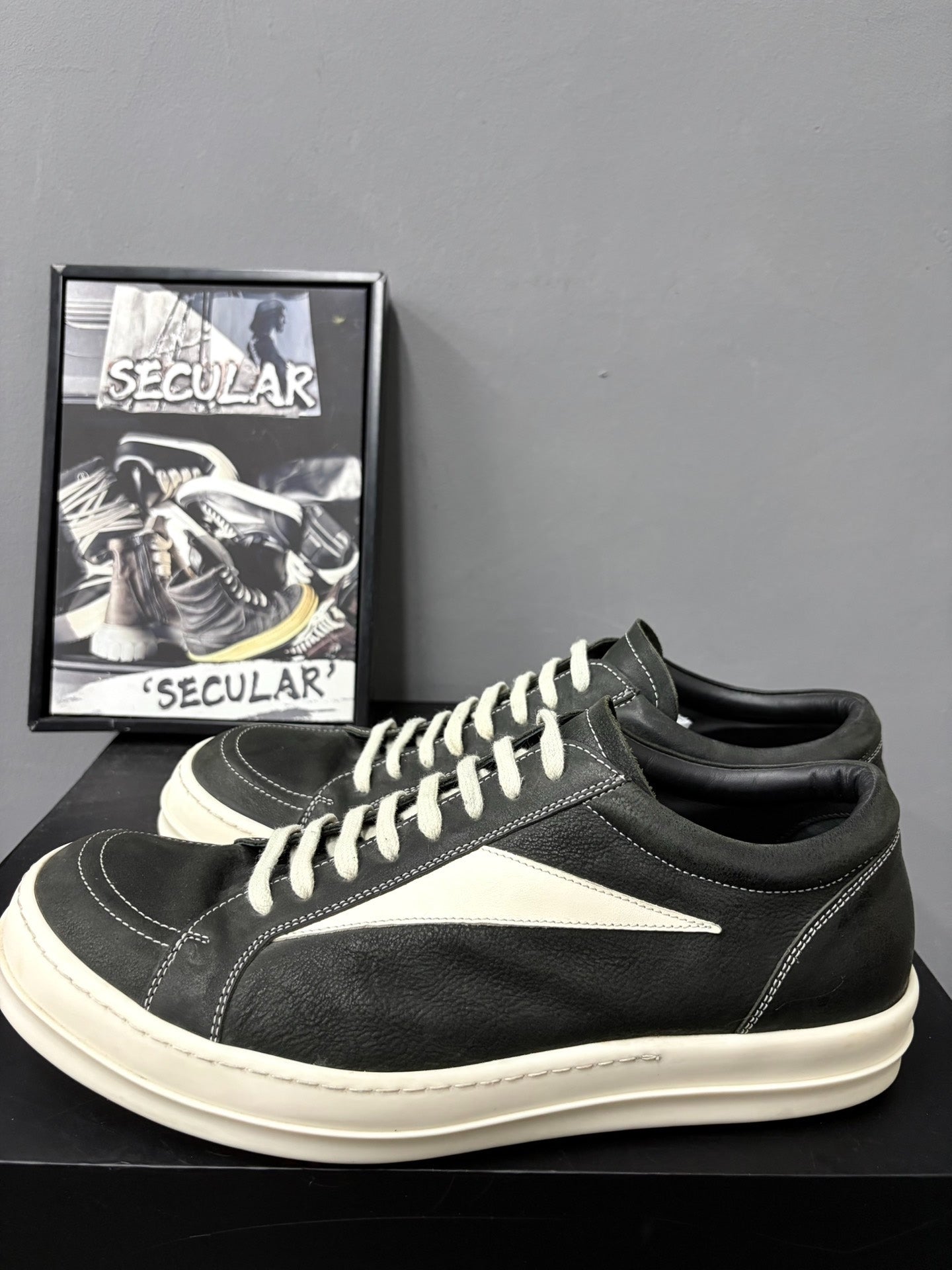 Rick Owens 45 Low-Top Leather Sneakers