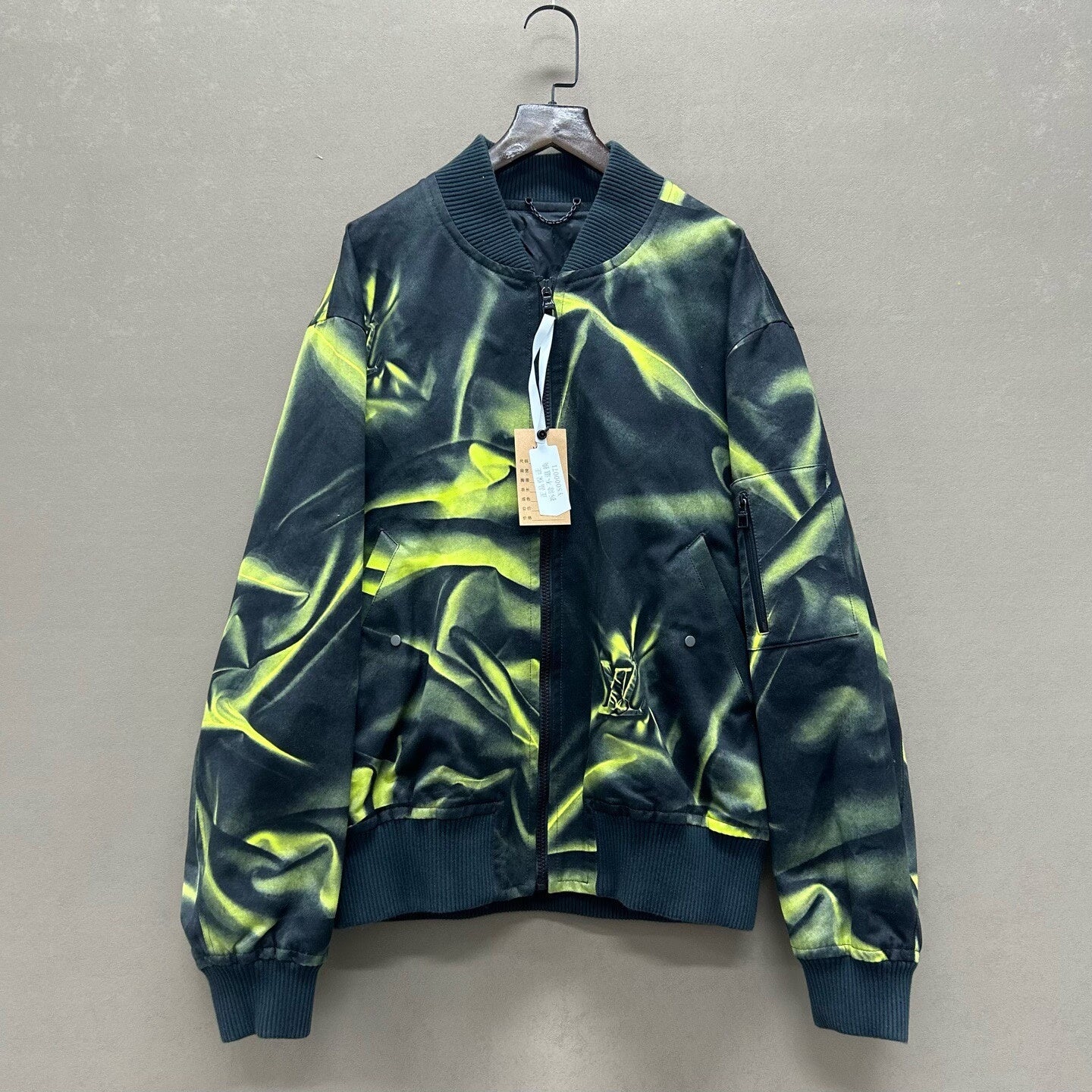 louis vuitton logo print jacket in green