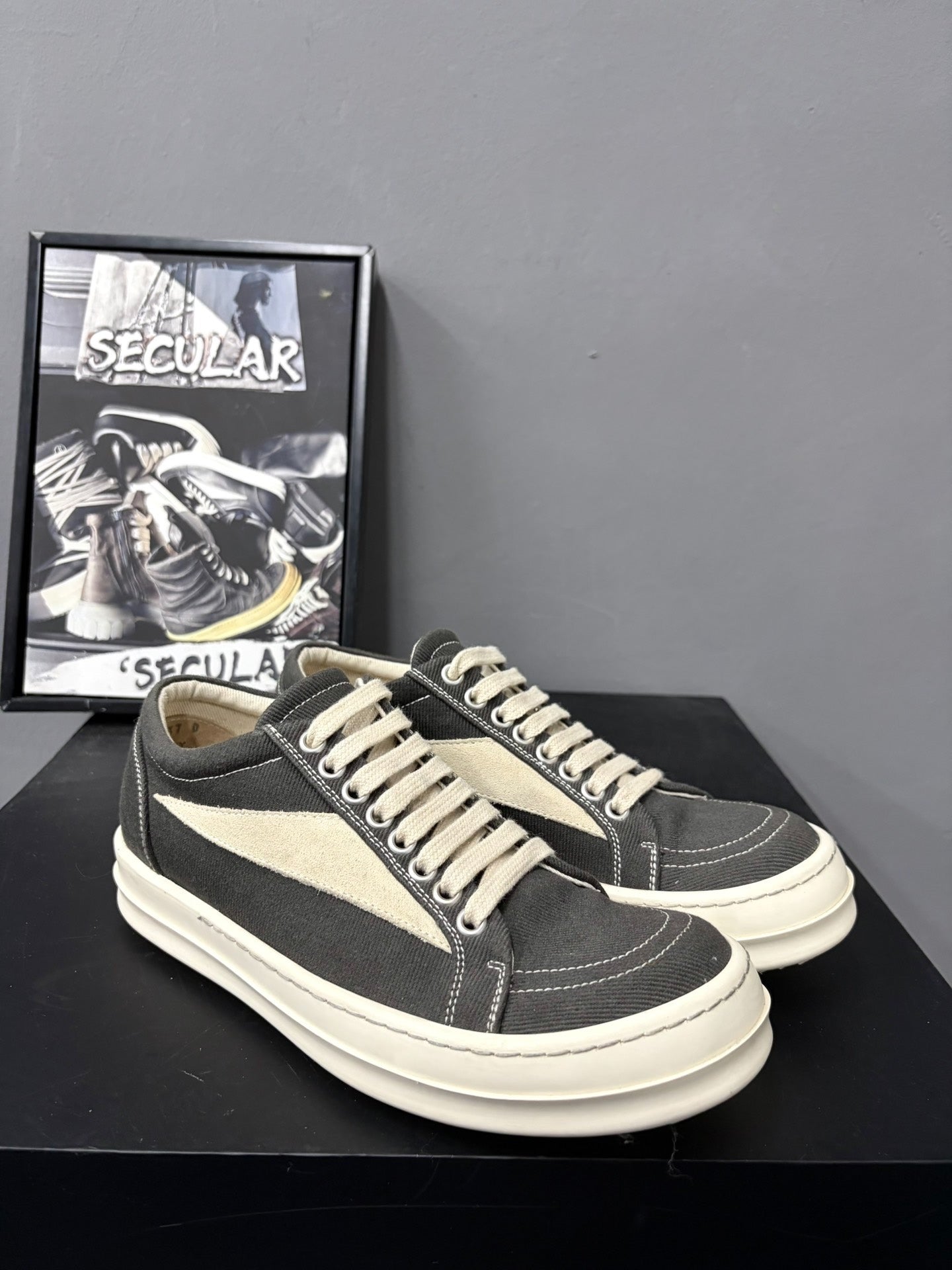 Rick Owens Drkshdw Gray Low-Top Sneakers