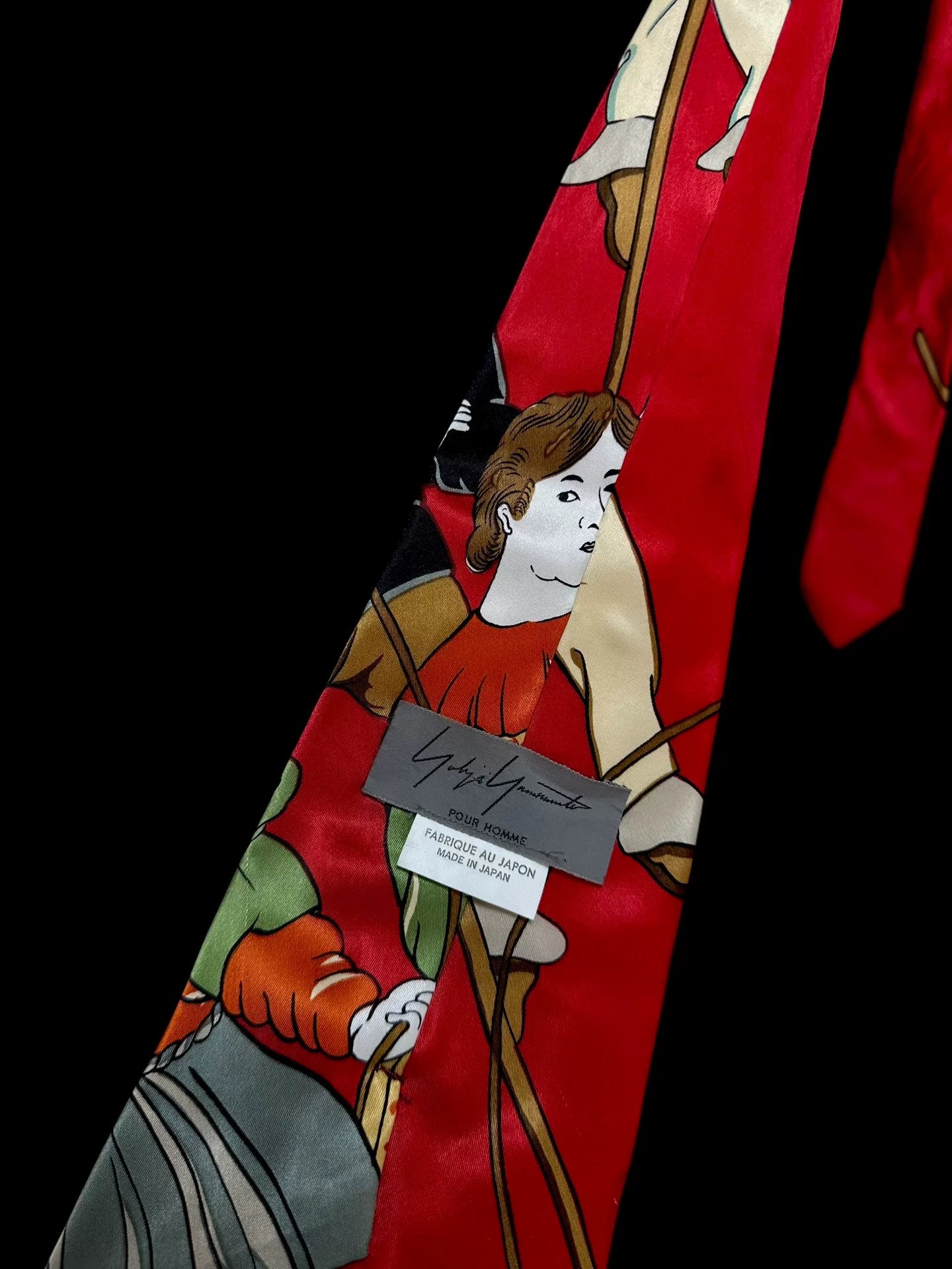 yohji yamamoto red patterned tie