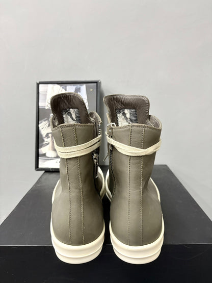 Rick Owens Gray-Brown Leather High-Top 44