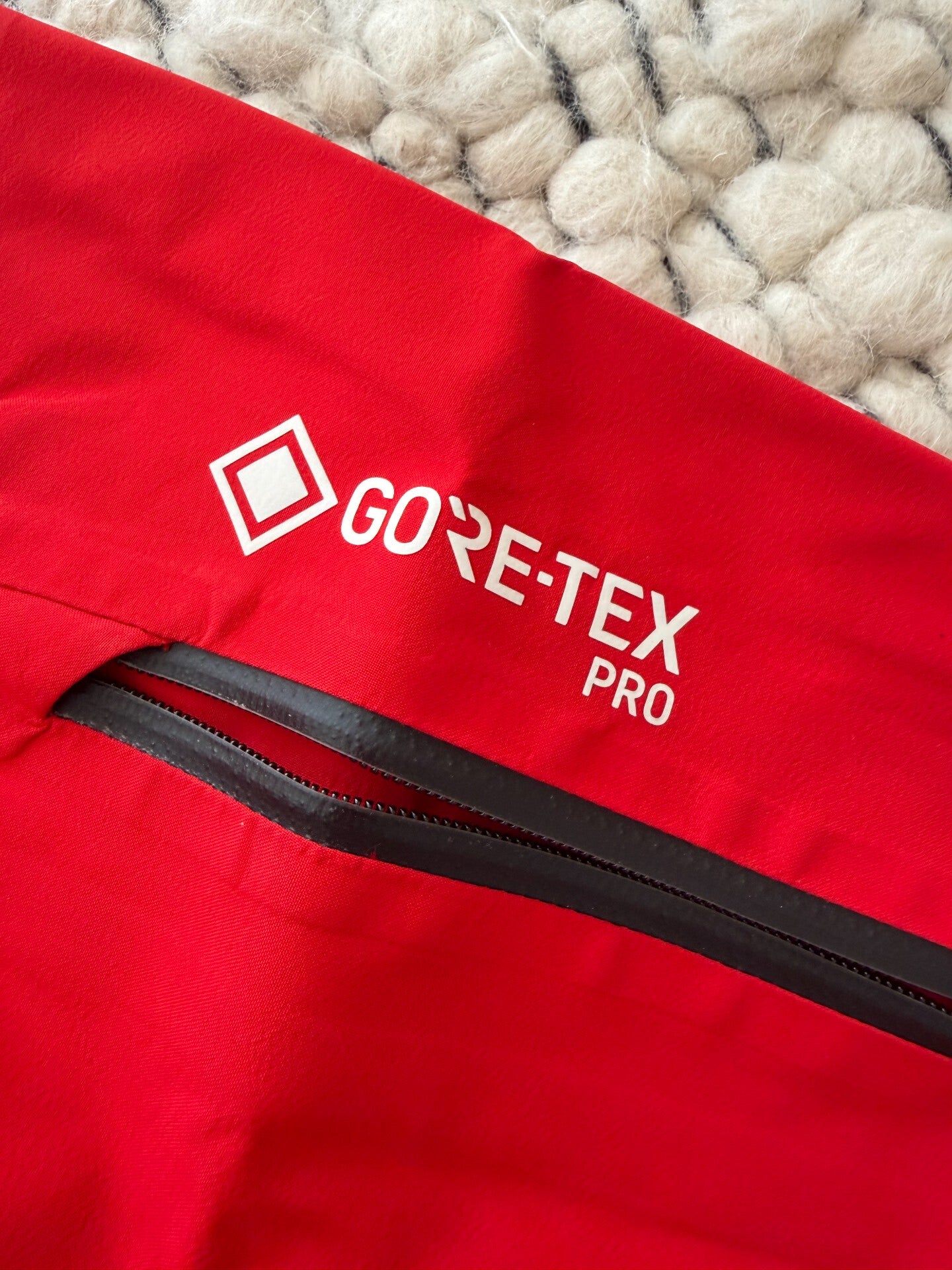 red burton ak457 ski jacket size large