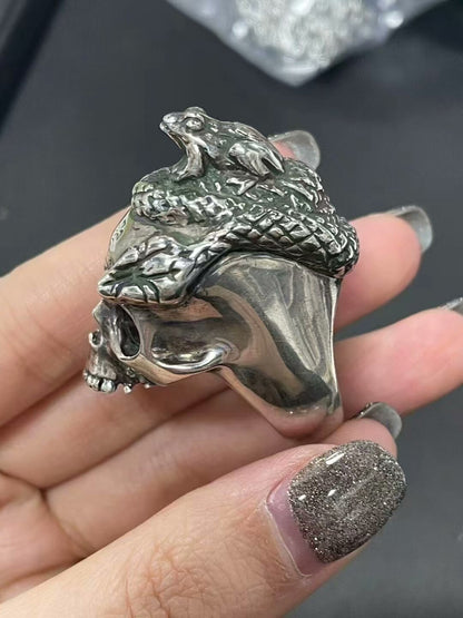 vivienne westwood skull ring with snake design