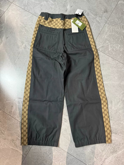 Gucci Casual Pants in Unique Design