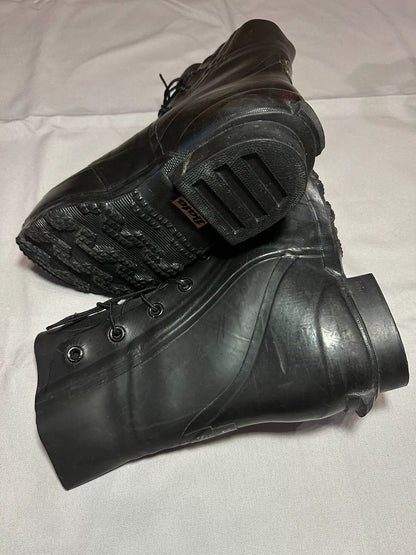 Vintage 1980s Bata Military Runway Boots