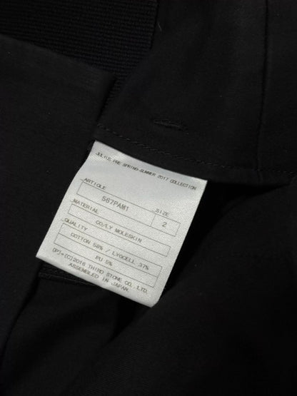 Julius High-Waist Slim Twisted Leg Pants