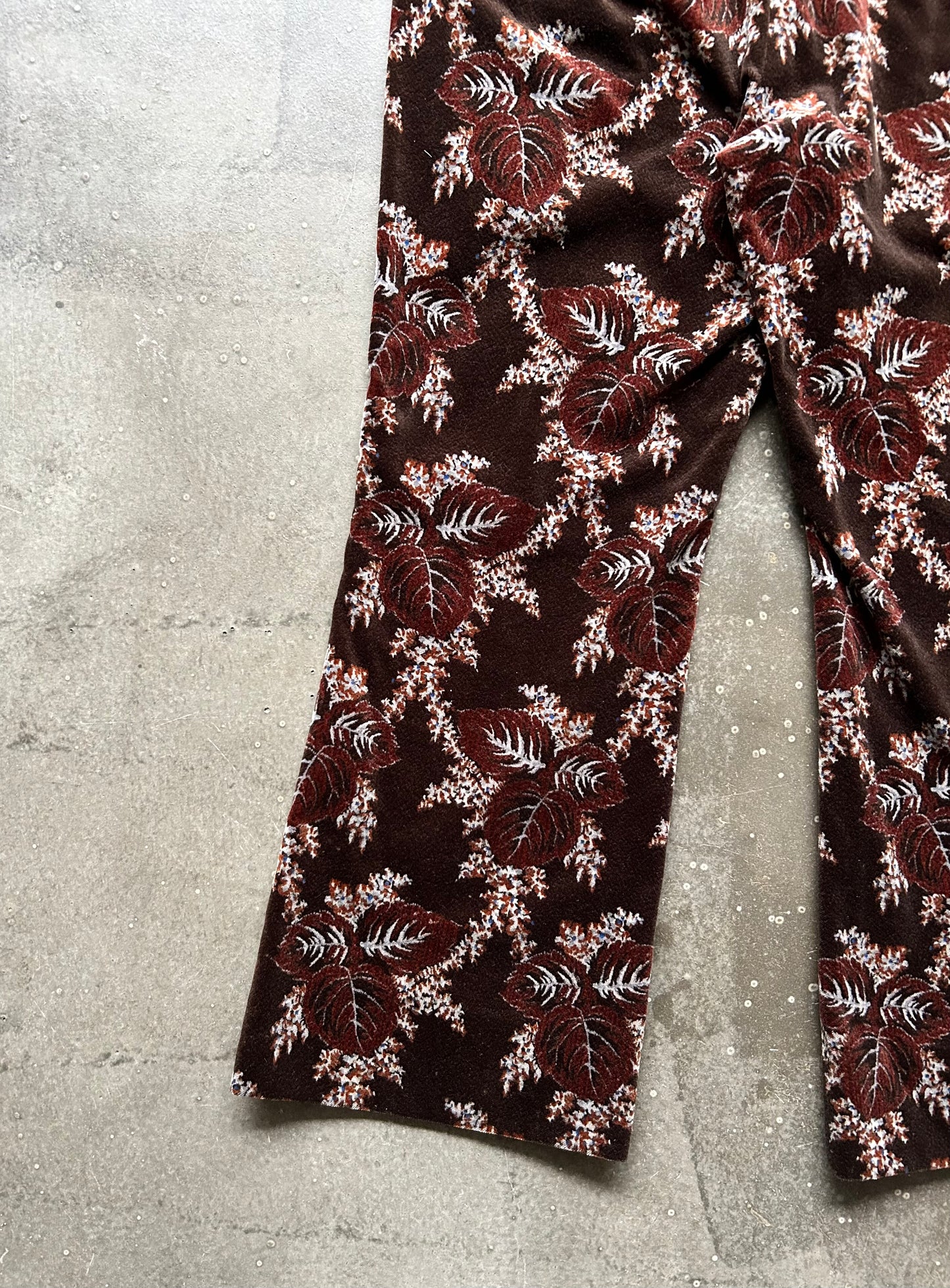 floral patterned cropped pants by Comme des Garçons