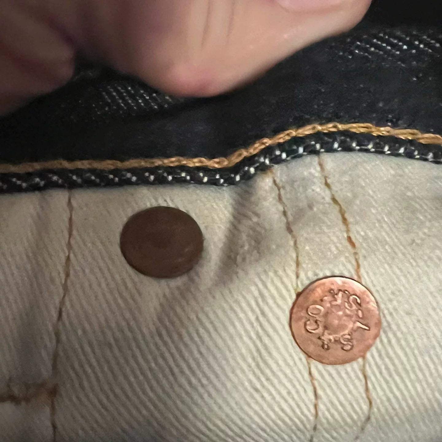 levi's vintage dark blue jeans