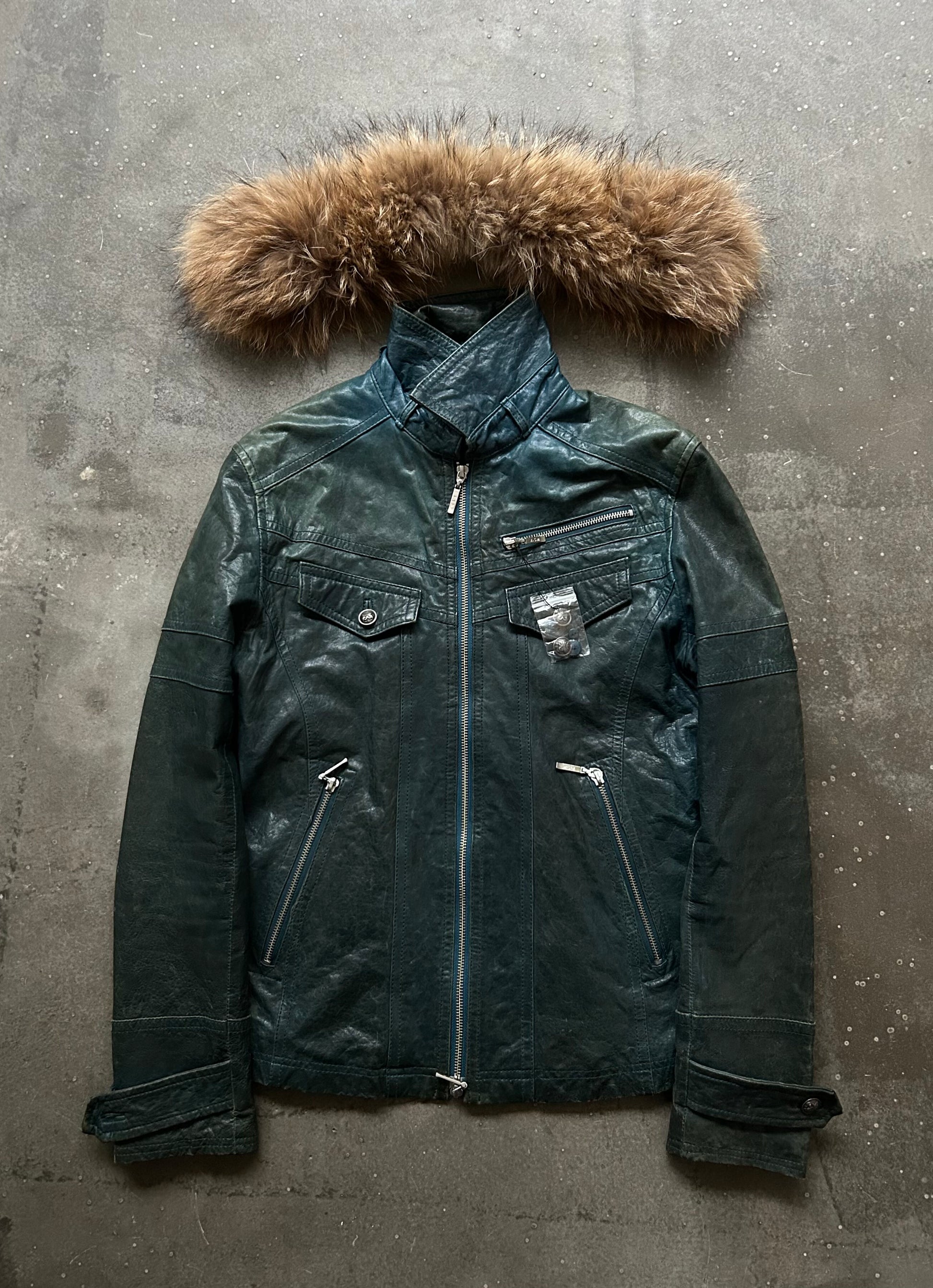 detachable fur collar distressed leather jacket