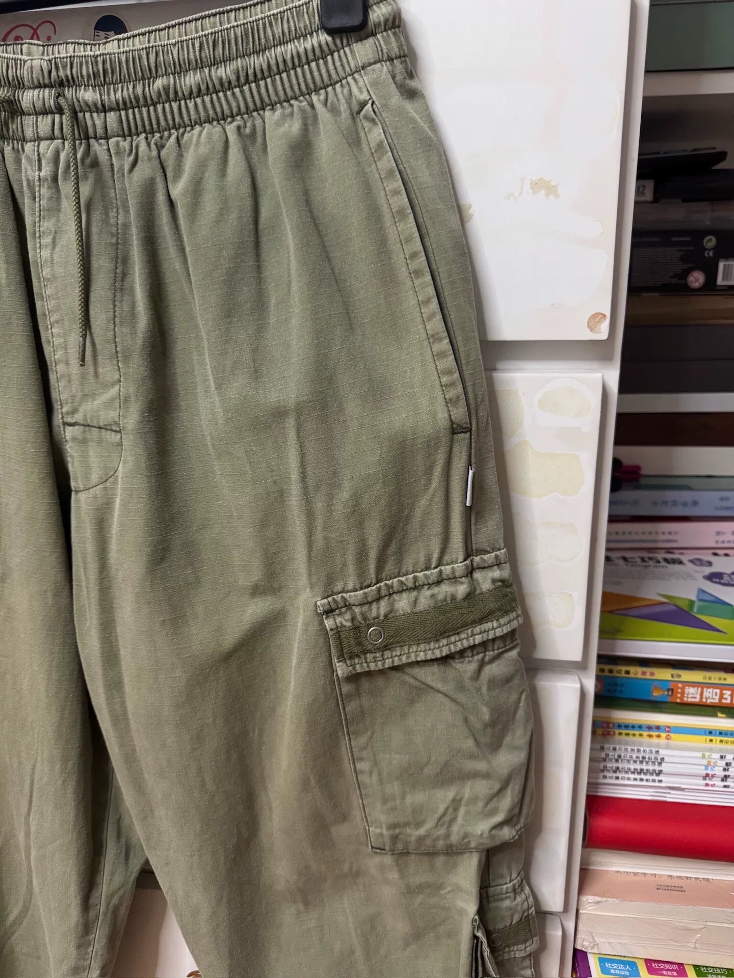 wtaps 18aw smock cargo pants in green