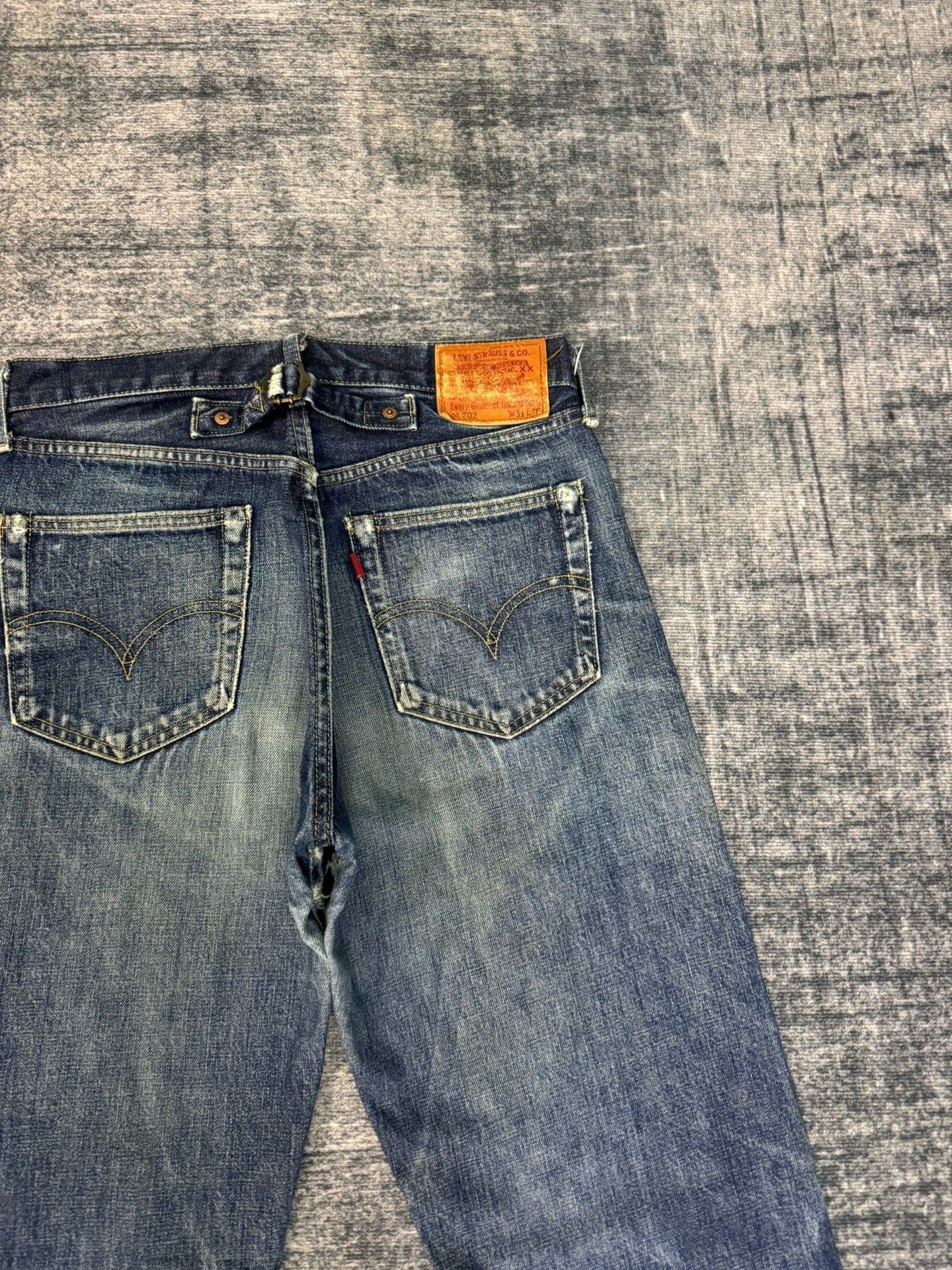 Vintage Levis 702 90s Jeans