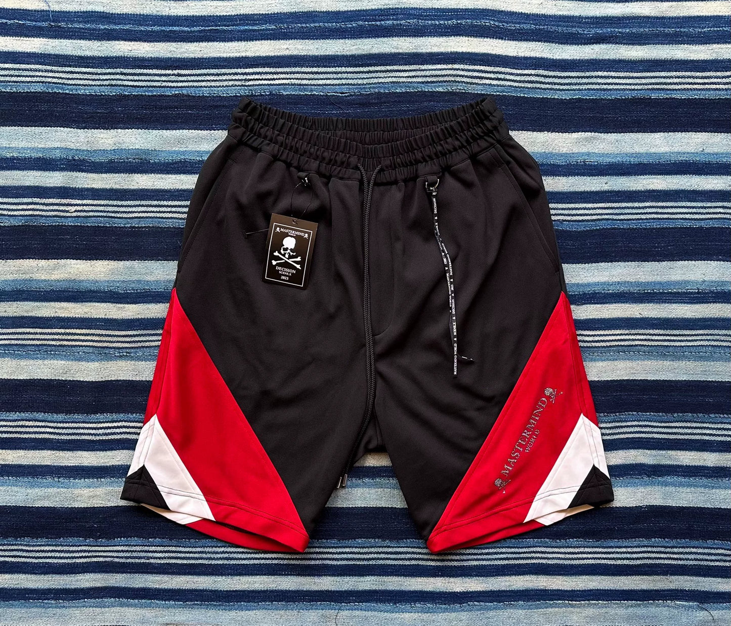 mastermind world color block shorts