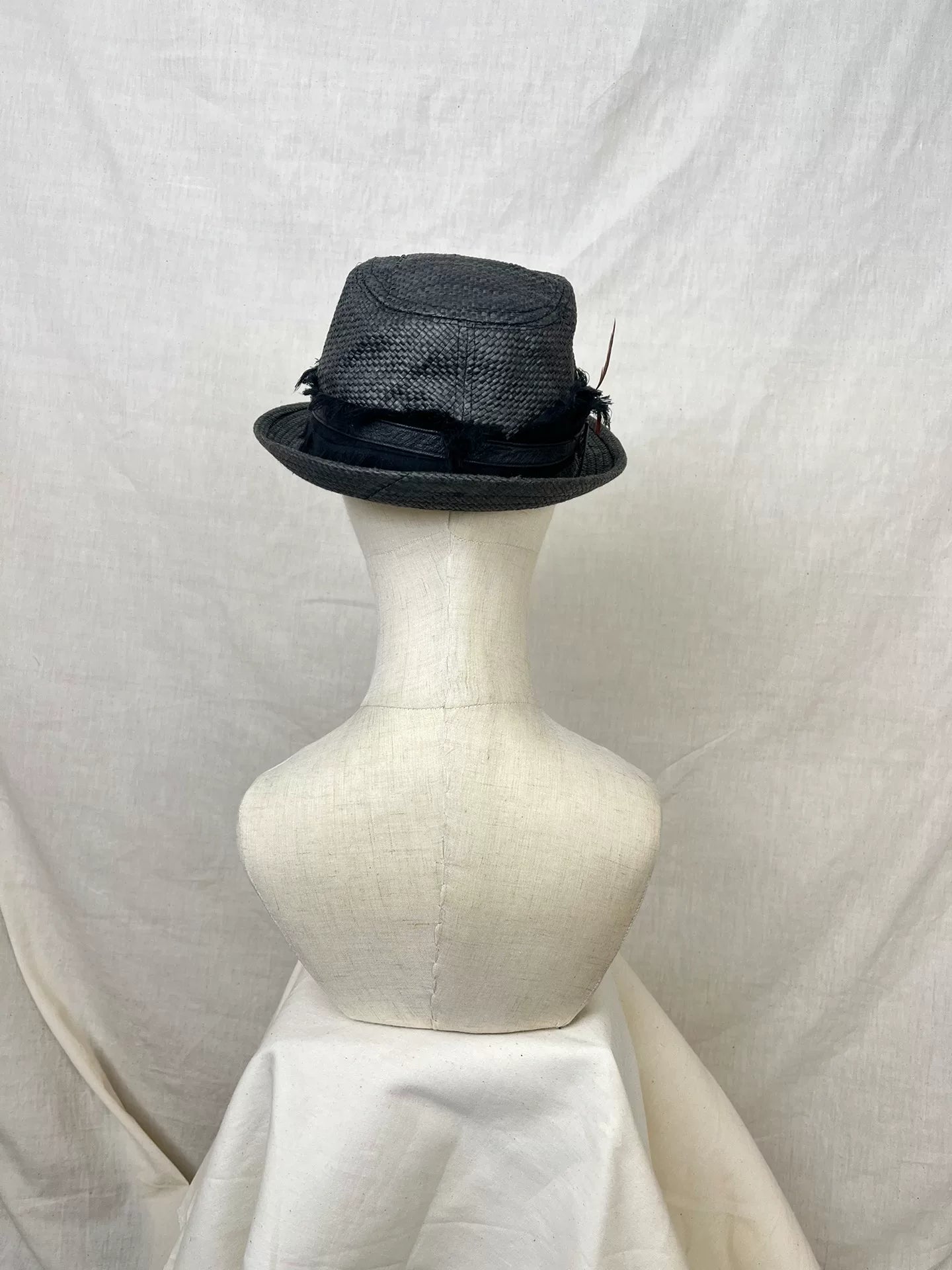 Stylish Gray Fedora Hat with Feather Accent