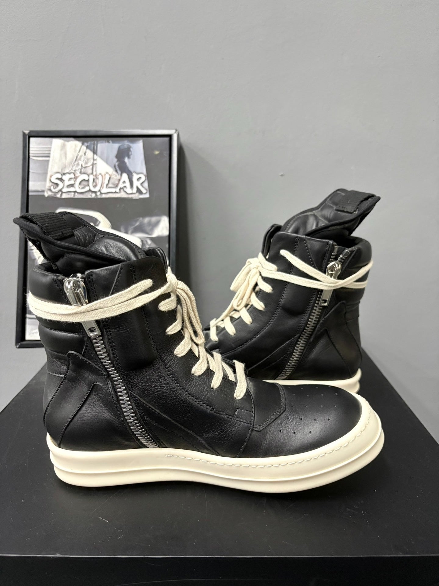 Rick Owens Classic Black Geobasket