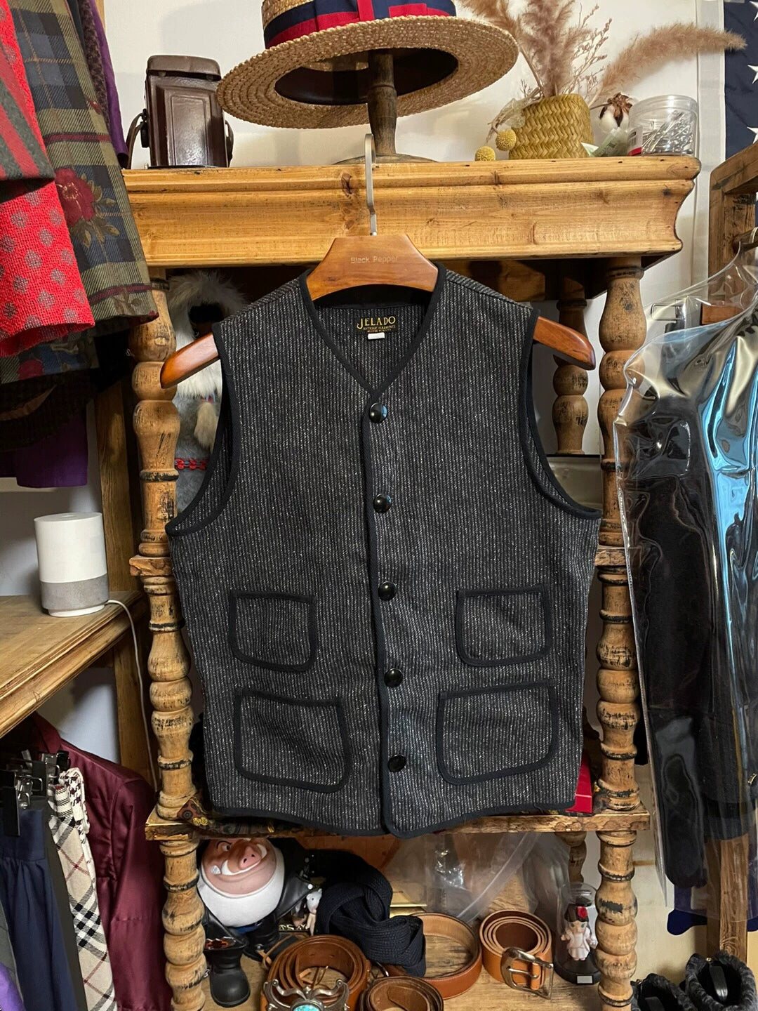 stylish gray BBJ vest with pockets