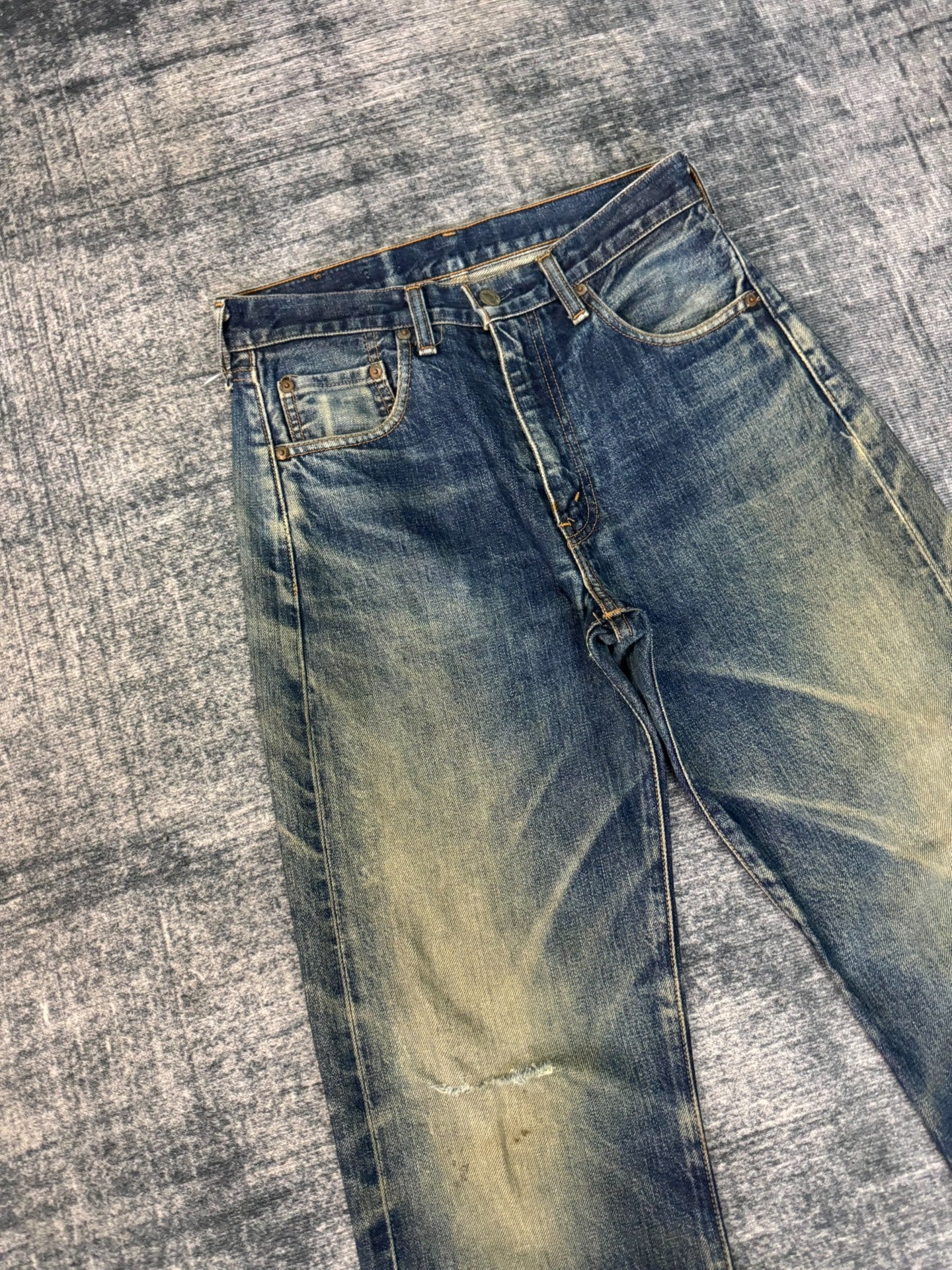 Vintage Levis 502 LVC 90s
