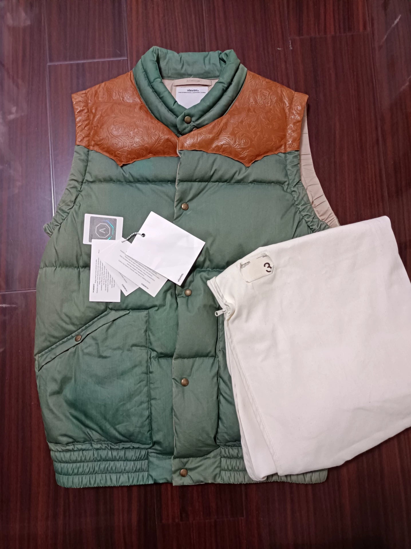 vsivim Insulator Colorblock Distressed Vest