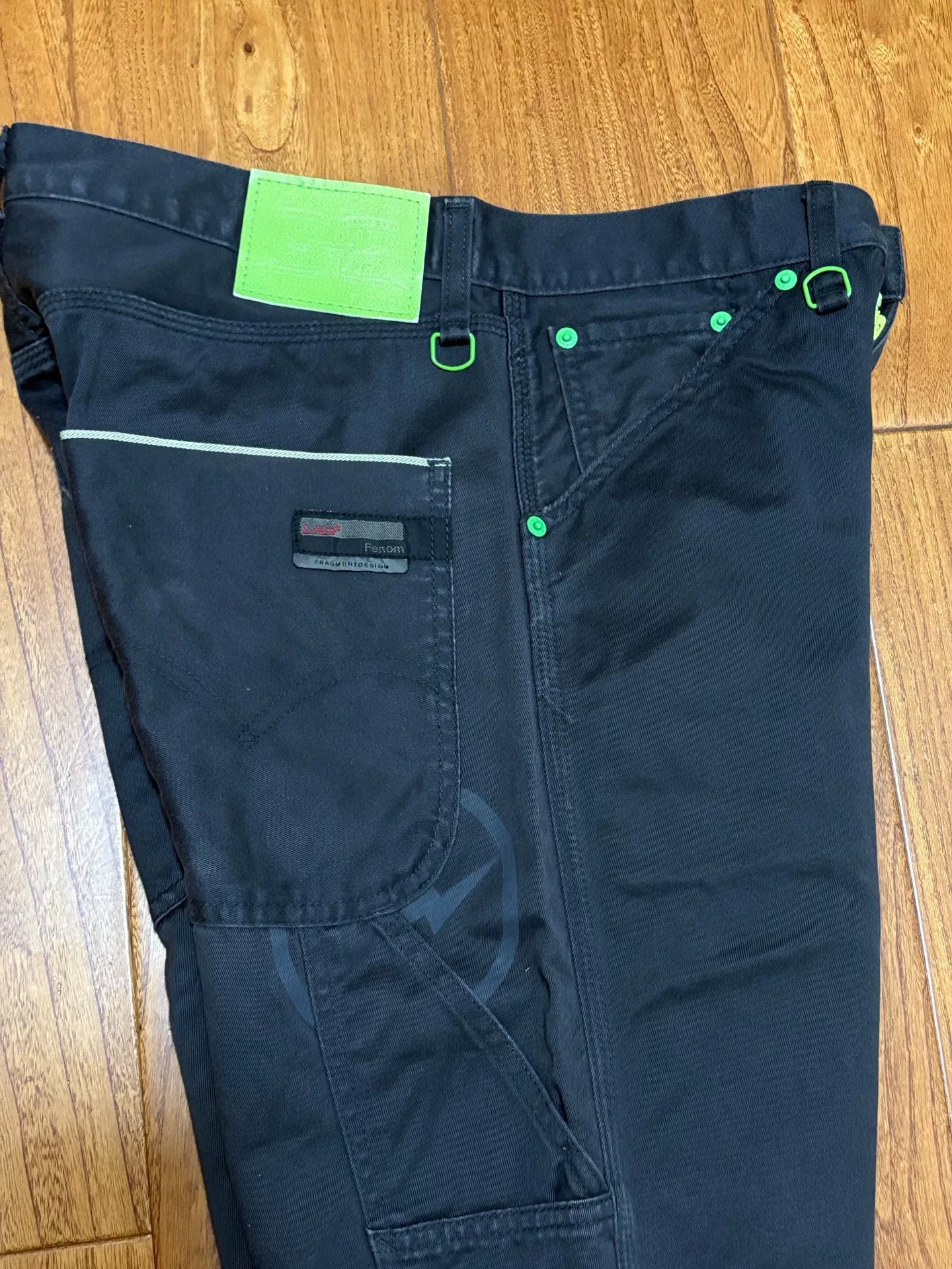 Levis Fenom Chino Cropped Casual Pants