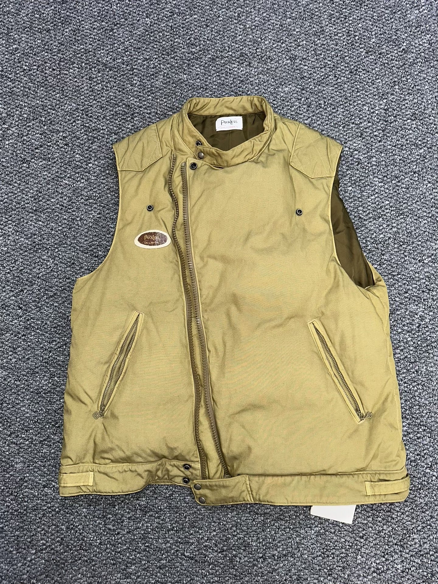 visvim strabler down vest