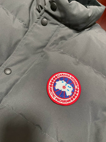 Canada Goose Grey Down Vest in XL Size