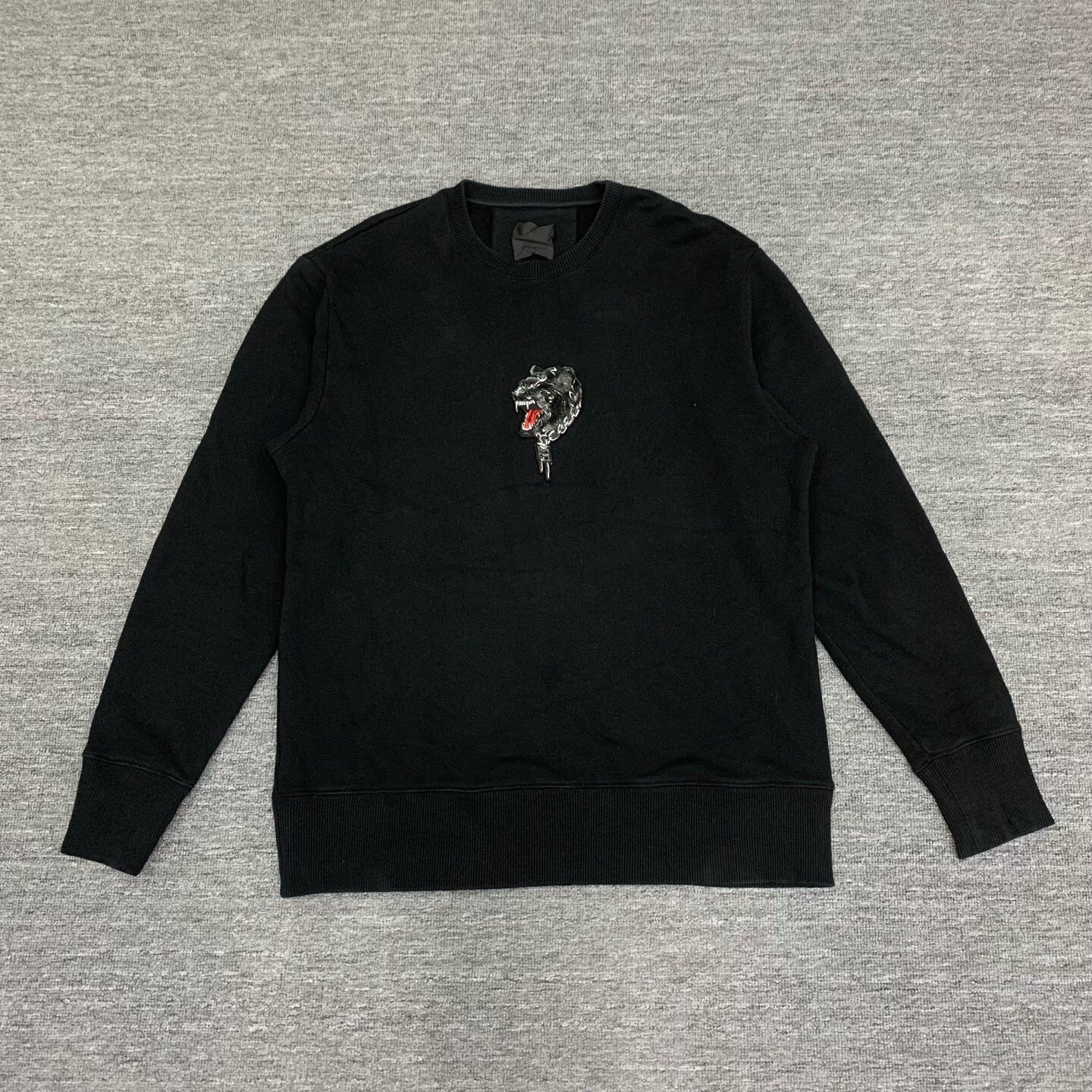 givenchy black logo sweatshirt size m